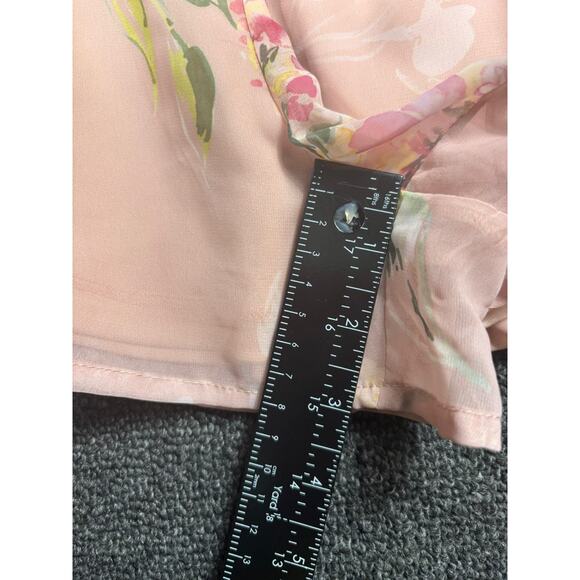 Guess Floral Wrap Darla Romper Womens Size L Pink Bell Sleeves V-Neck *NO BELT - Picture 9 of 11